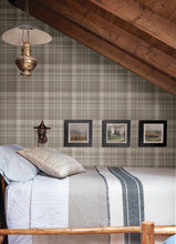 Load image into Gallery viewer, Dutton Plaid