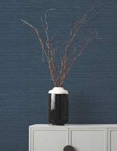 Load image into Gallery viewer, Amyra Silk