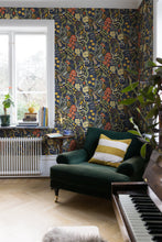 Load image into Gallery viewer, Ann Floral Vines Wallpaper