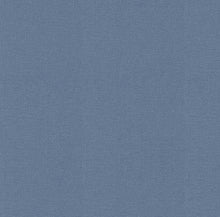 Load image into Gallery viewer, The fine weave of this faux linen wallpaper brings subtle sophistication to your walls. The light blue and denim blend is ...