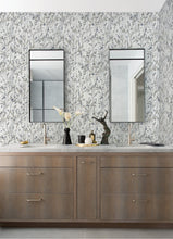 Load image into Gallery viewer, Leandra Floral TrailWallpaper