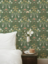 Load image into Gallery viewer, Froso Garden Damask Wallpaper