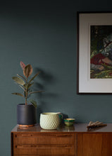 Load image into Gallery viewer, Yurimi Distressed Wallpaper