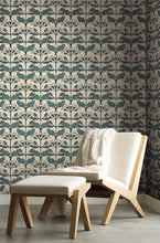 Load image into Gallery viewer, Tracery Blooms Wallpaper