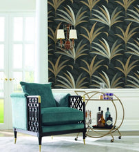 Load image into Gallery viewer, El Morocco Palm Wallpaper