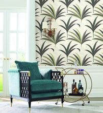 Load image into Gallery viewer, El Morocco Palm Wallpaper