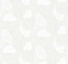 Load image into Gallery viewer, Vinca Wallpaper