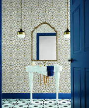 Load image into Gallery viewer, Vintage Blooms Wallpaper