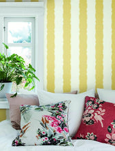Load image into Gallery viewer, Scalloped Stripe Wallpaper