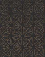 Load image into Gallery viewer, metallic, gold, silver, glint, scenic, chinoiserie, gold leaf, leopards, birds, acanthus, damask, leaf, leaves, classic, s...