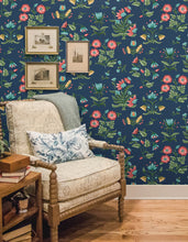 Load image into Gallery viewer, Floral