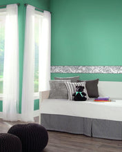 Load image into Gallery viewer, WOODLAND SKETCH PEEL & STICK BORDER