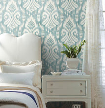 Load image into Gallery viewer, Hawthorne Ikat Wallpaper