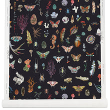 Load image into Gallery viewer, Specimens Wallpaper in Black