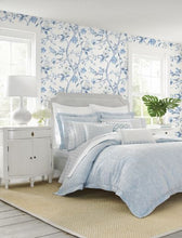 Load image into Gallery viewer, LILLIAN FLORAL TRAIL PEEL AND STICK WALLPAPER