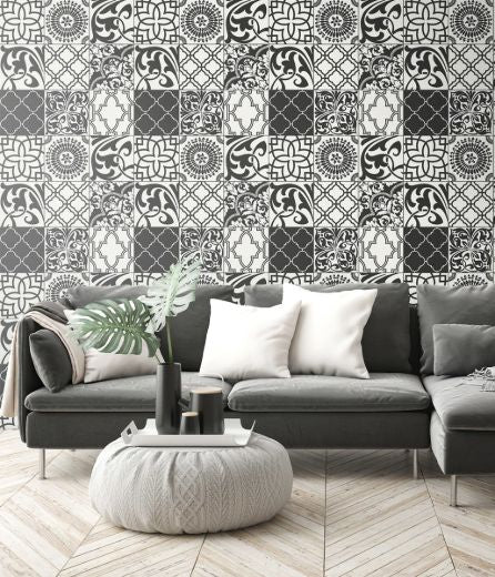 Black and White Graphic Tile - Black & White
