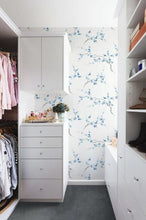 Load image into Gallery viewer, CHERRY BLOSSOM FLORAL PEEL AND STICK WALLPAPER