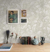 Load image into Gallery viewer, ACANTHUS TRAIL PEEL AND STICK WALLPAPER
