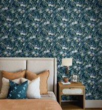 Load image into Gallery viewer, VINTAGE FLORAL PEEL AND STICK WALLPAPER
