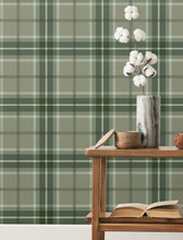 Load image into Gallery viewer, Emma