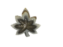 Load image into Gallery viewer, agate carved maple leaf dish