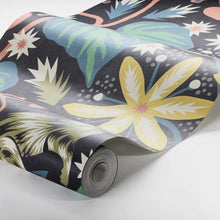 Load image into Gallery viewer, Zingkorre Mural Wallpaper in an interior setting