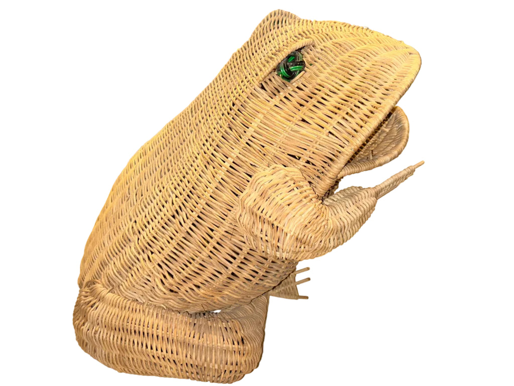 hand woven frog basket