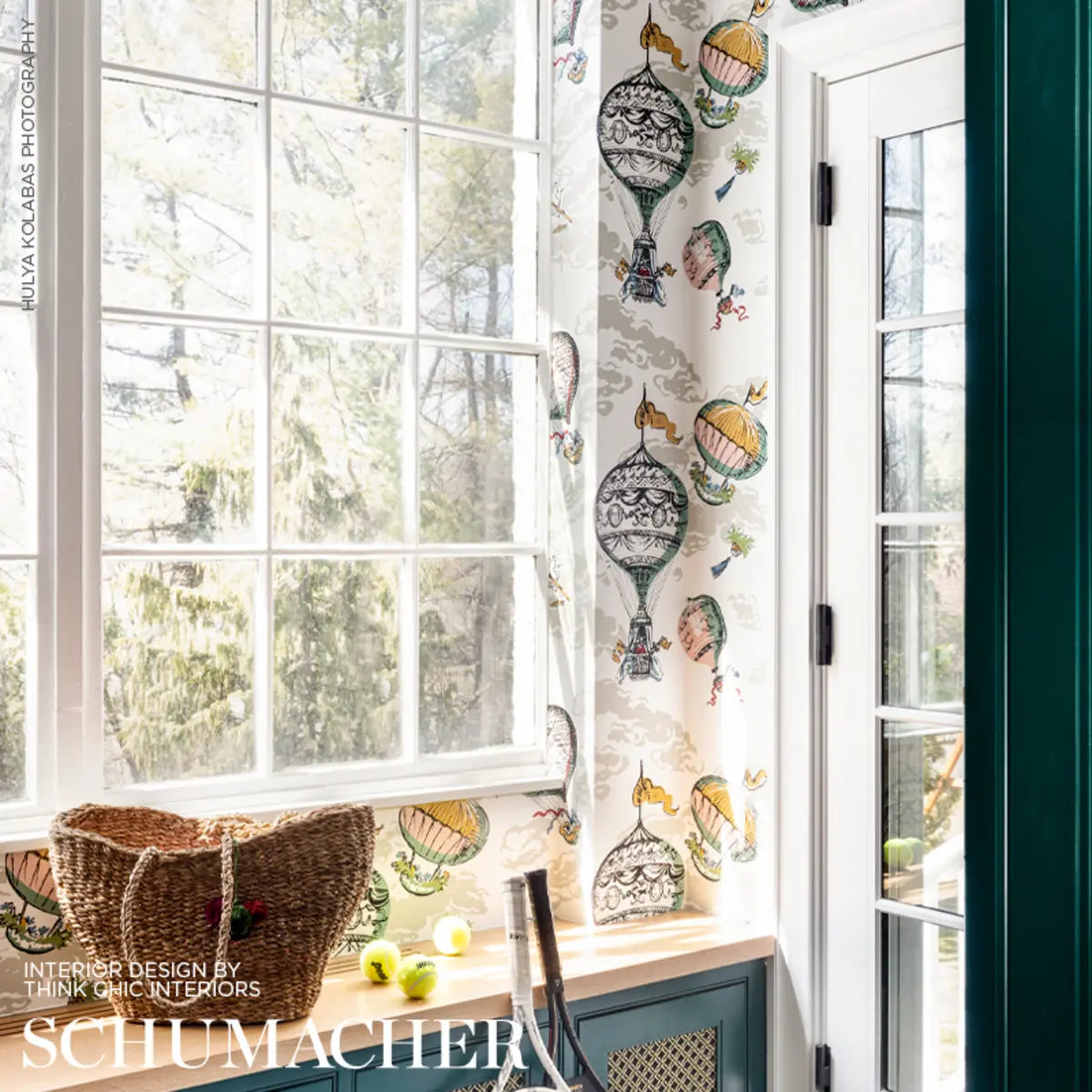 Balloons Wallpaper in an interior setting