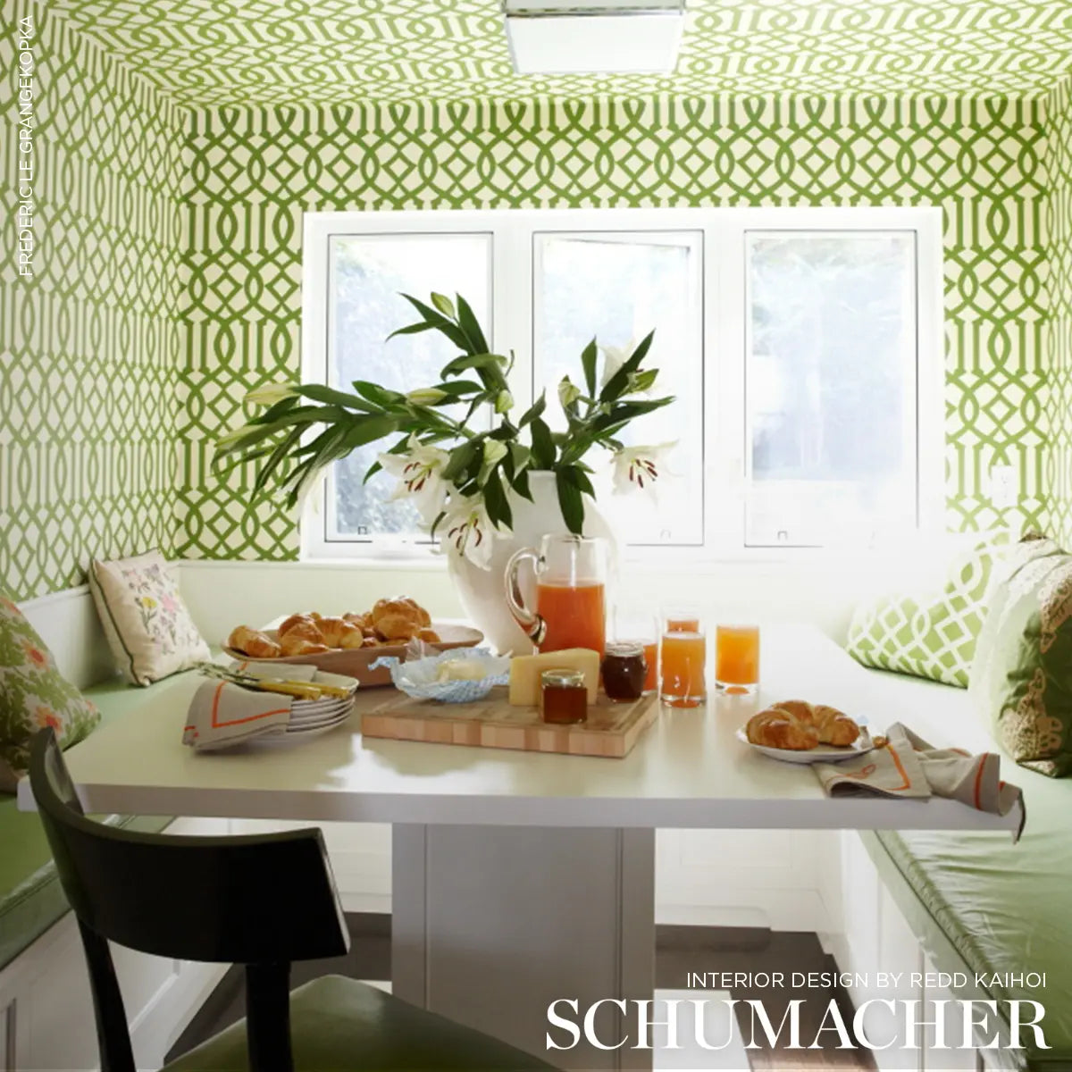 Imperial Trellis Wallpaper in an interior setting
