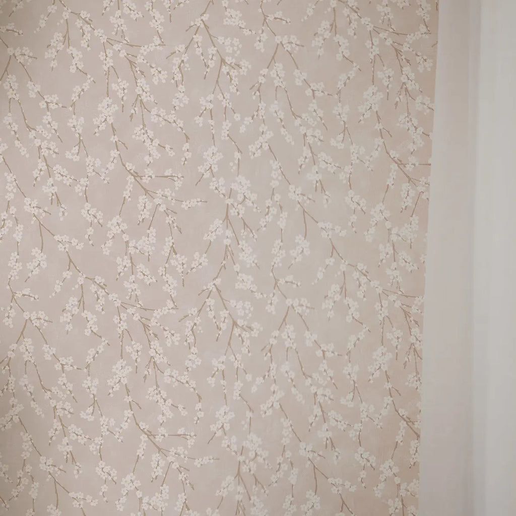 Alice Wallpaper in an interior setting
