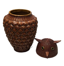 Load image into Gallery viewer, vintage woven owl basket