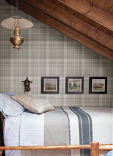 Load image into Gallery viewer, Dutton Plaid