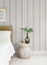 Load image into Gallery viewer, Navarres Stripe