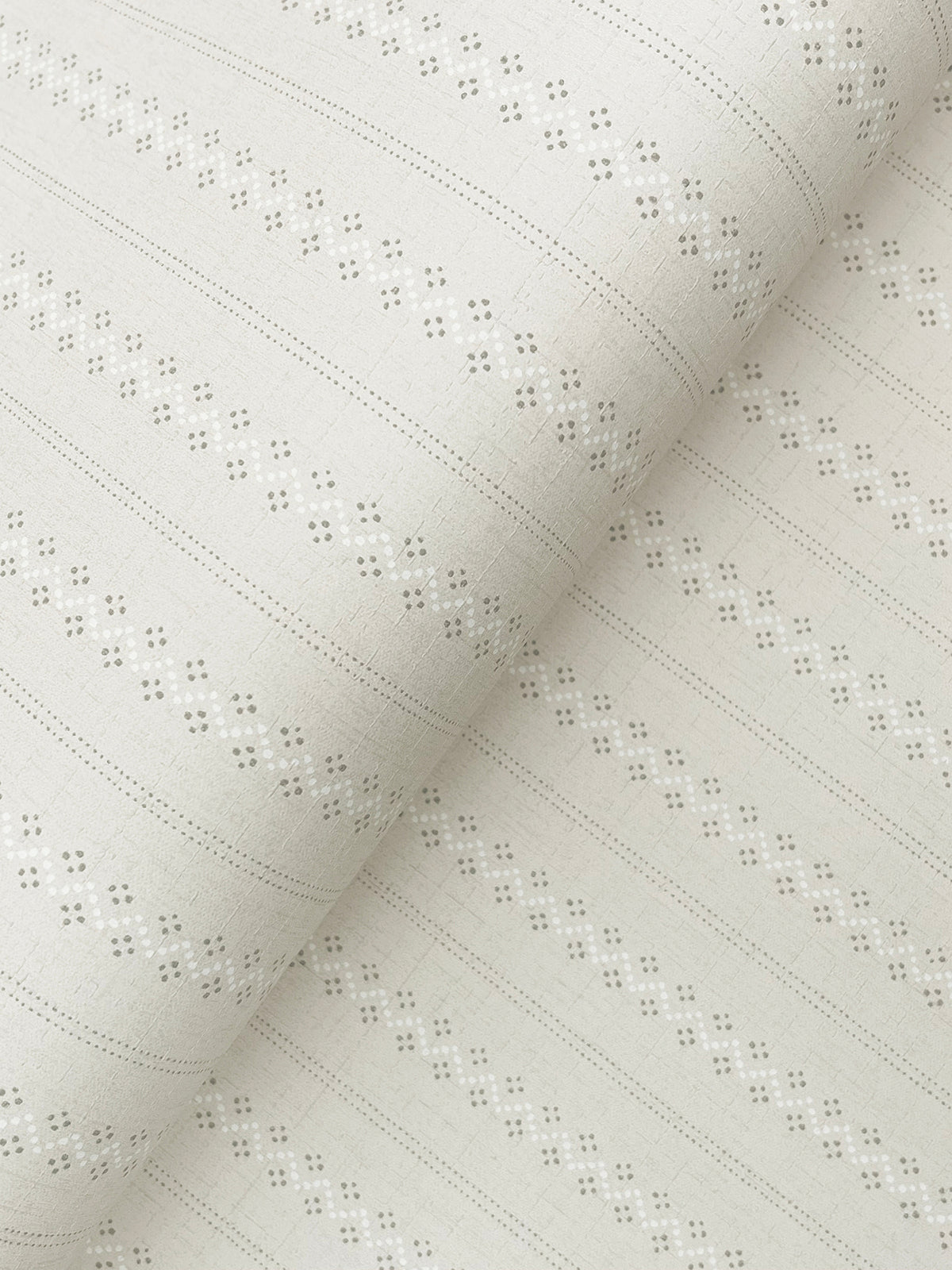 Curtis Wallpaper - Khaki wallpaper detail