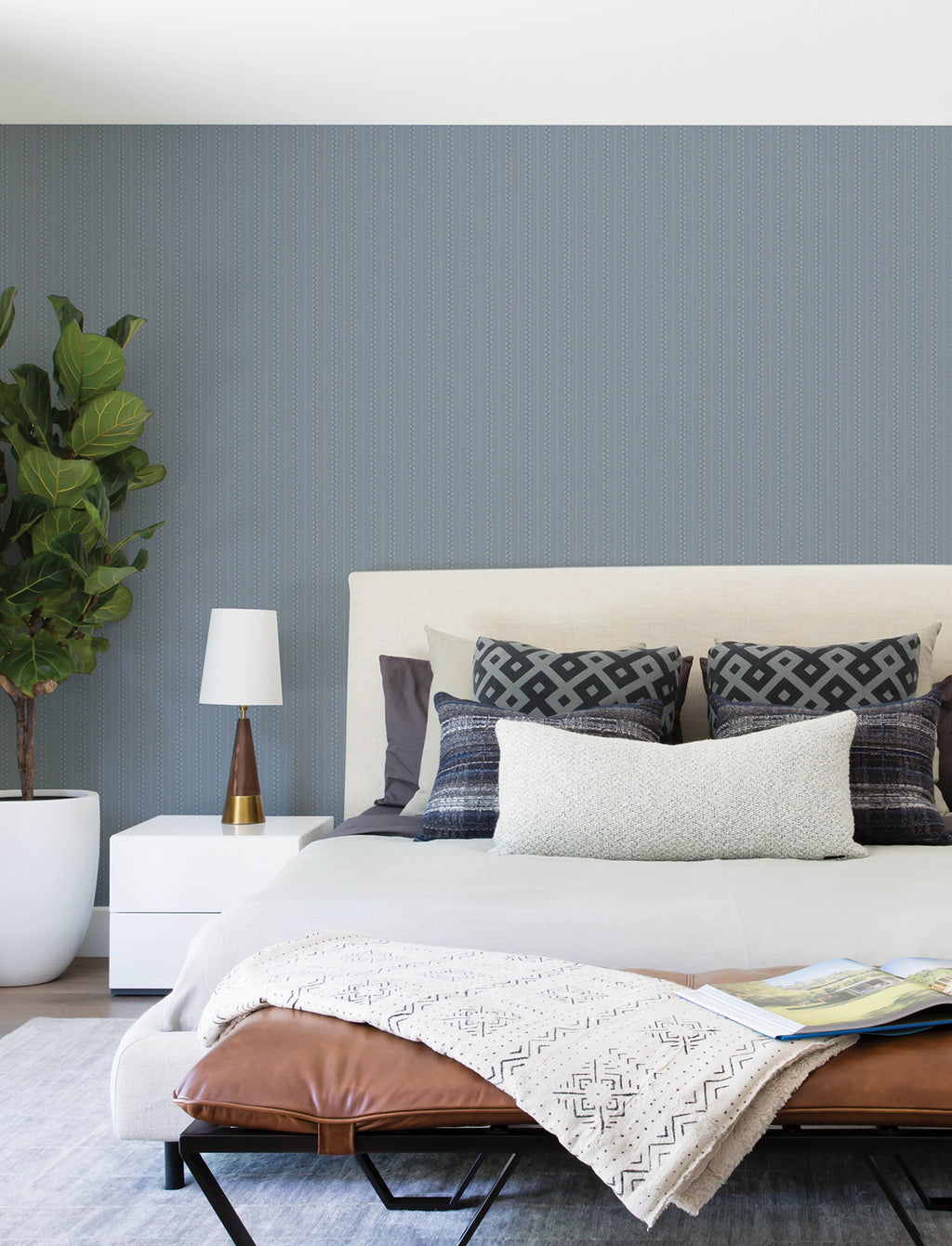 Curtis Wallpaper - Blue room setting
