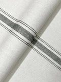 Linette Wallpaper - Black wallpaper detail