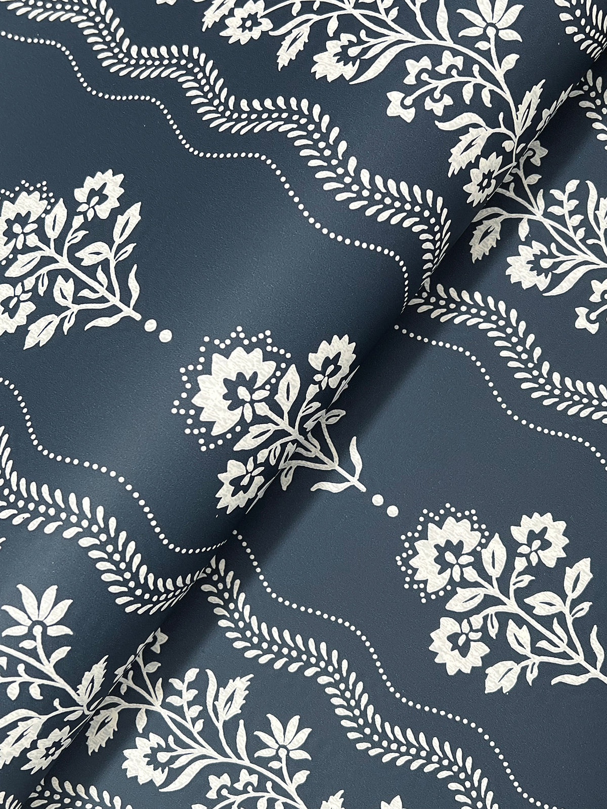 Lenea Wallpaper - Navy wallpaper detail