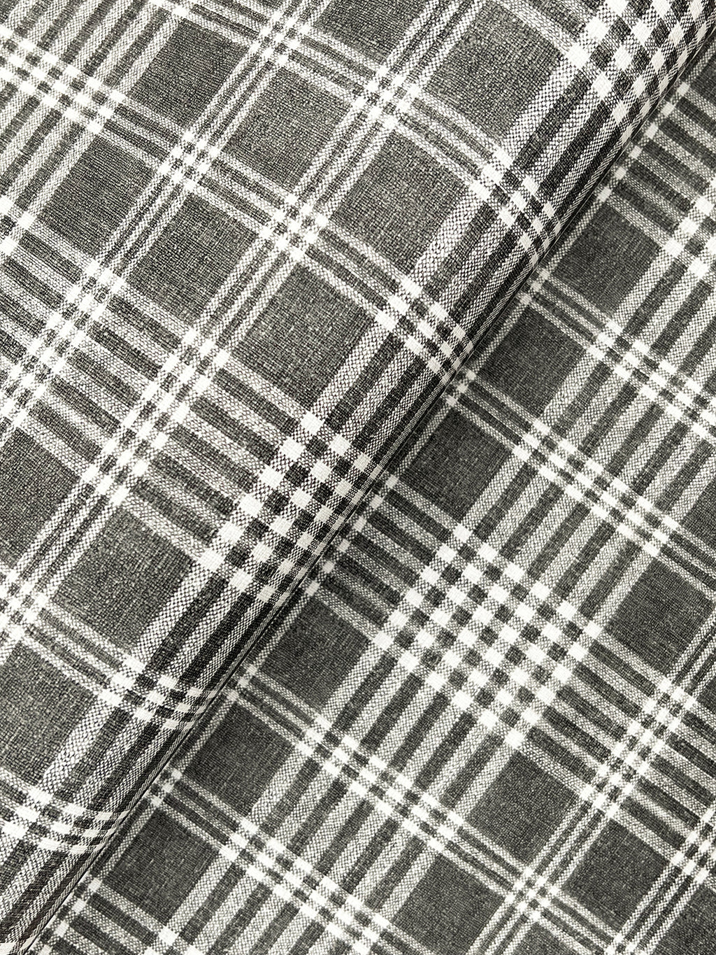 Perry Wallpaper - Black wallpaper detail