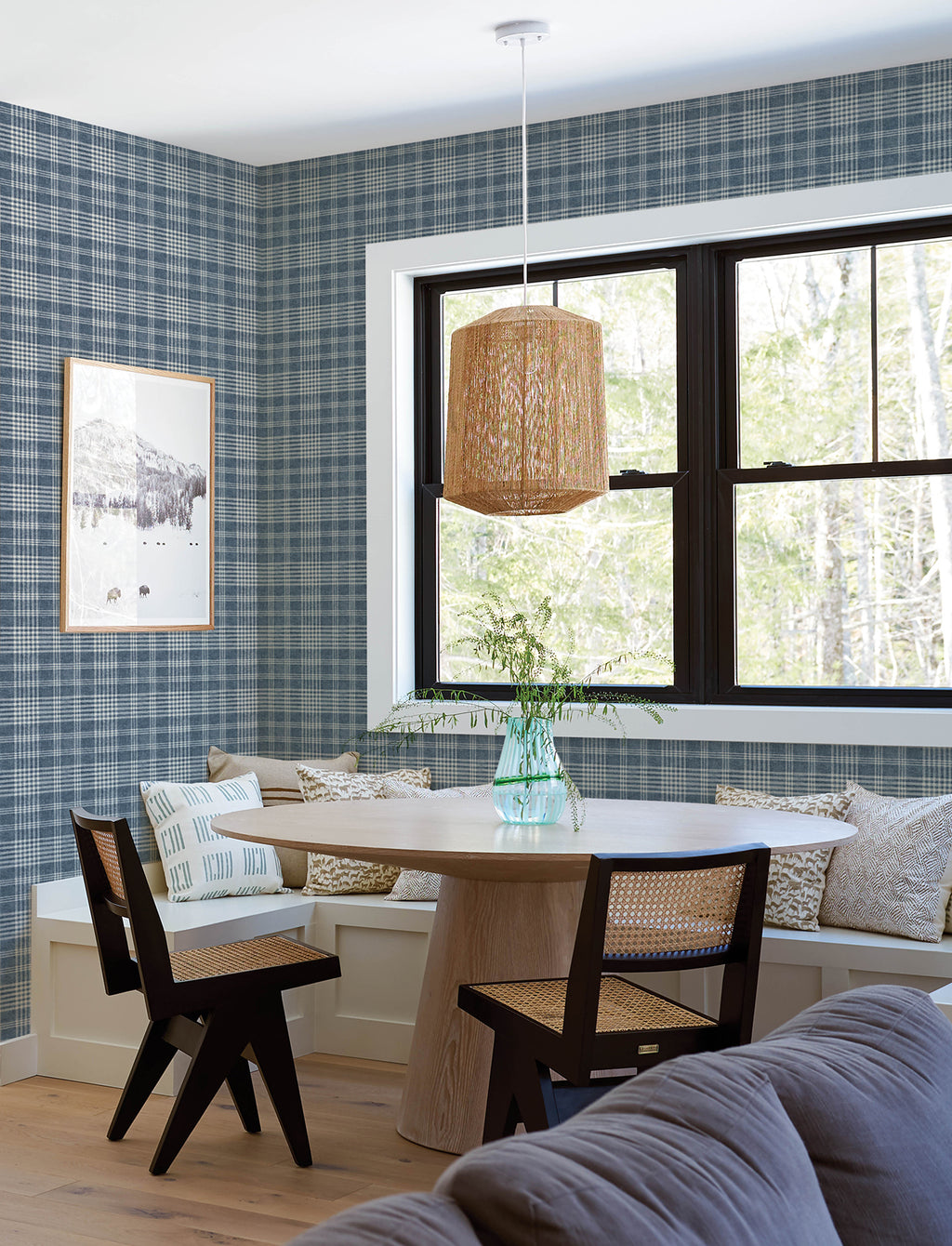 Perry Wallpaper - Dark Blue room setting