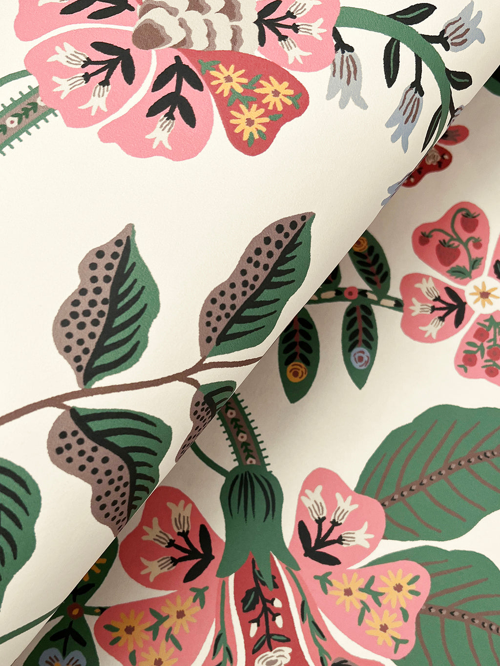 Gracie Cream Wallpaper detail – 4212-84397