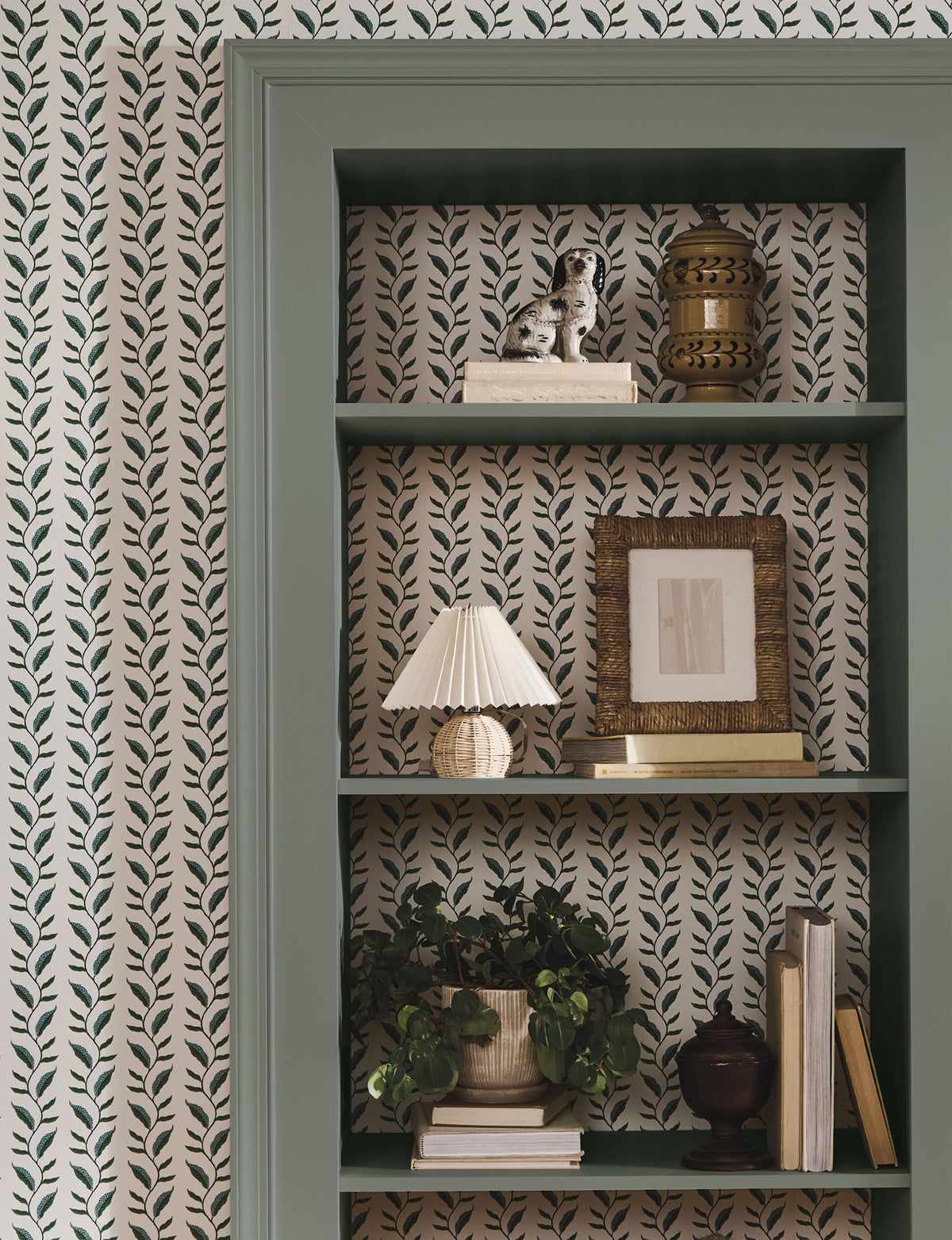 Seagrass Emerald & Linen Wallpaper lifestyle – 4212-84404