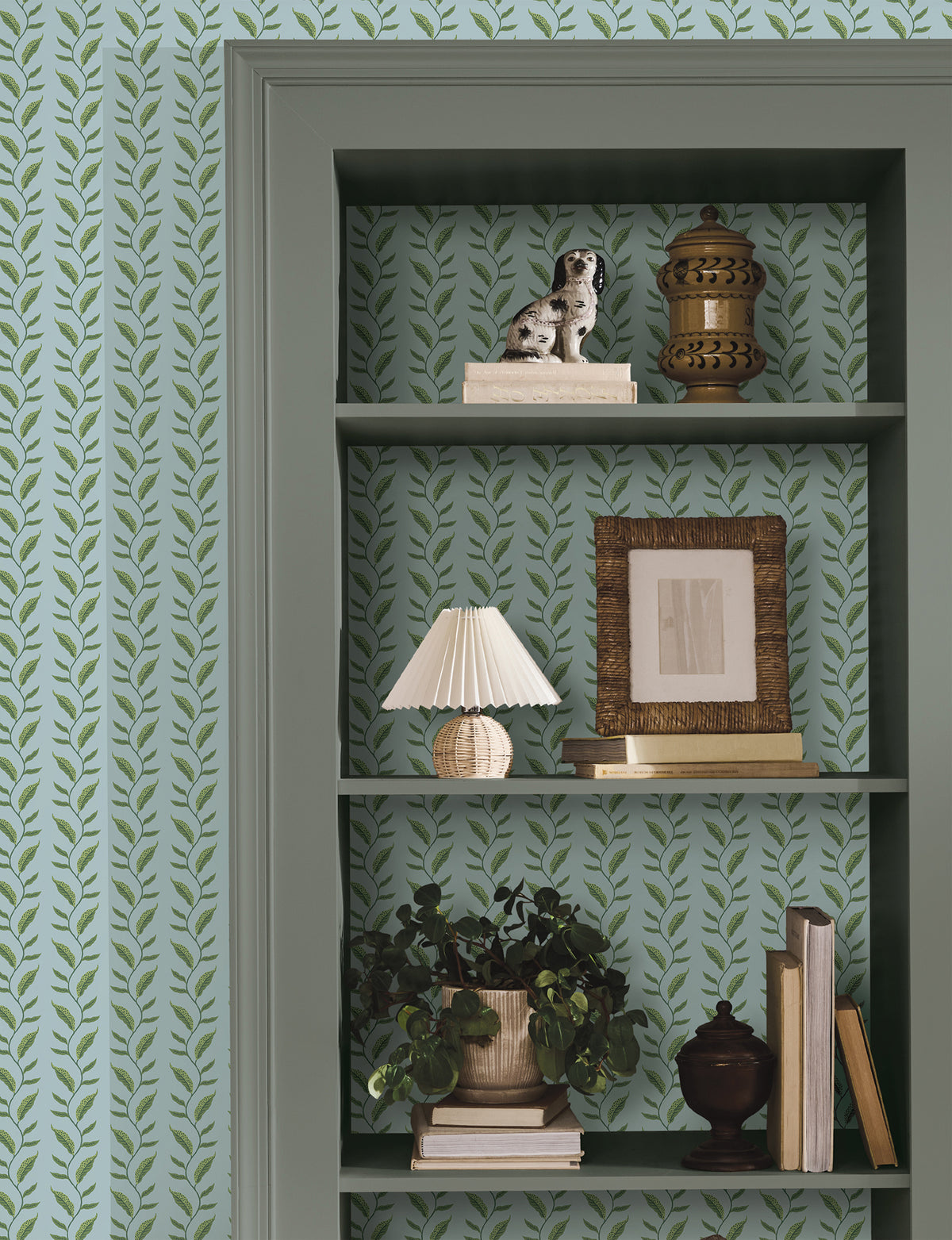 Seagrass Blue Wallpaper lifestyle – 4212-84406