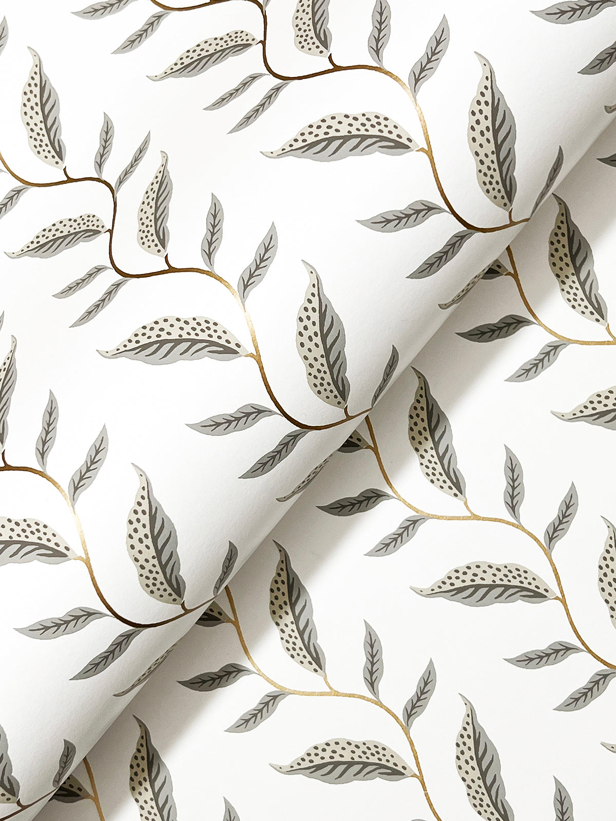 Seagrass White Wallpaper detail – 4212-84407