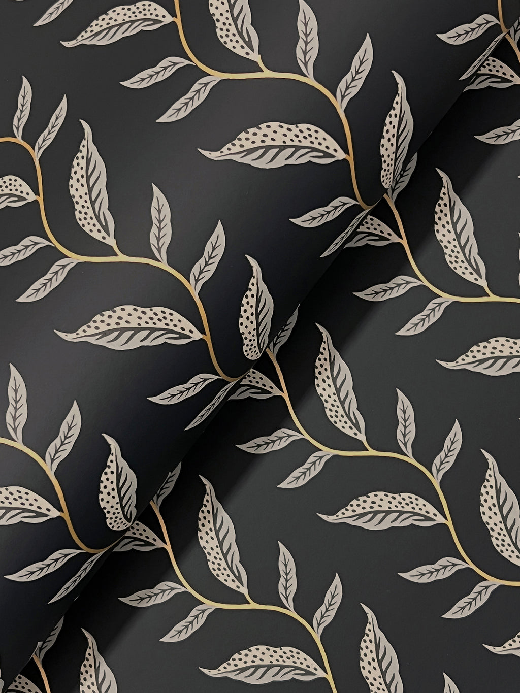 Seagrass Black Wallpaper detail – 4212-84408