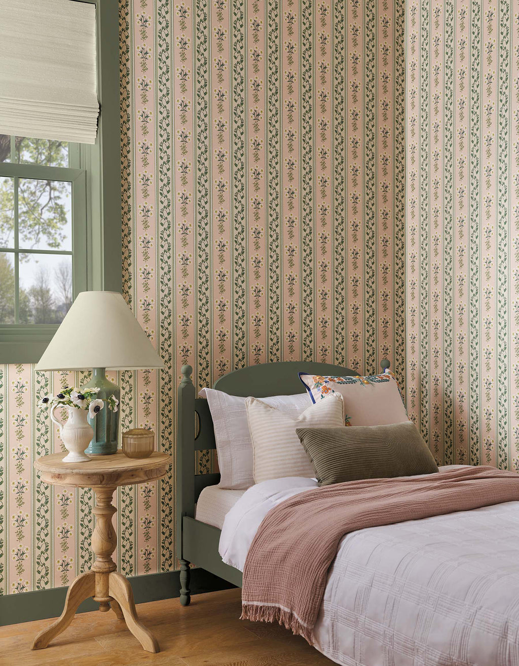 Portico Blush Wallpaper lifestyle – 4212-84416