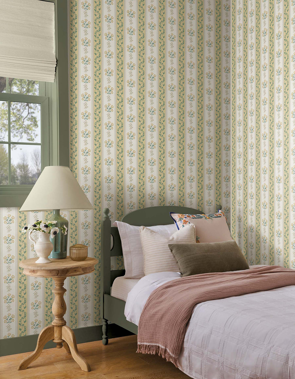Portico Gold & Cream Wallpaper lifestyle – 4212-84417