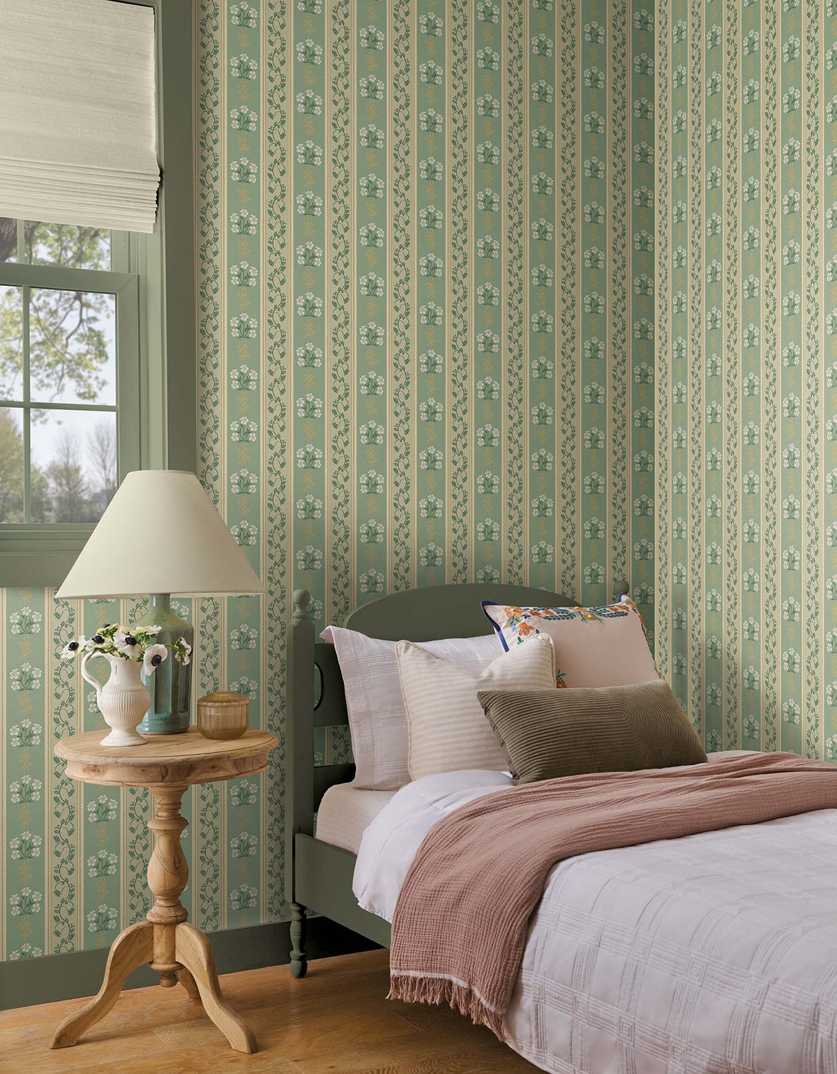 Portico Sage Wallpaper lifestyle – 4212-84418