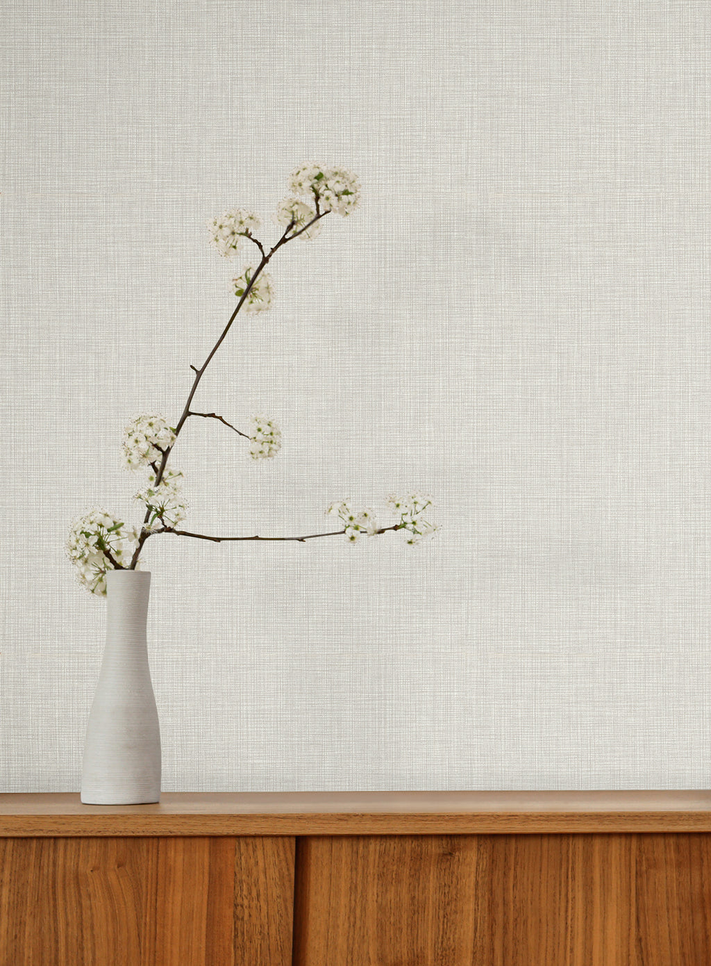 Egyptian Linen Wallpaper - Eggshell room setting