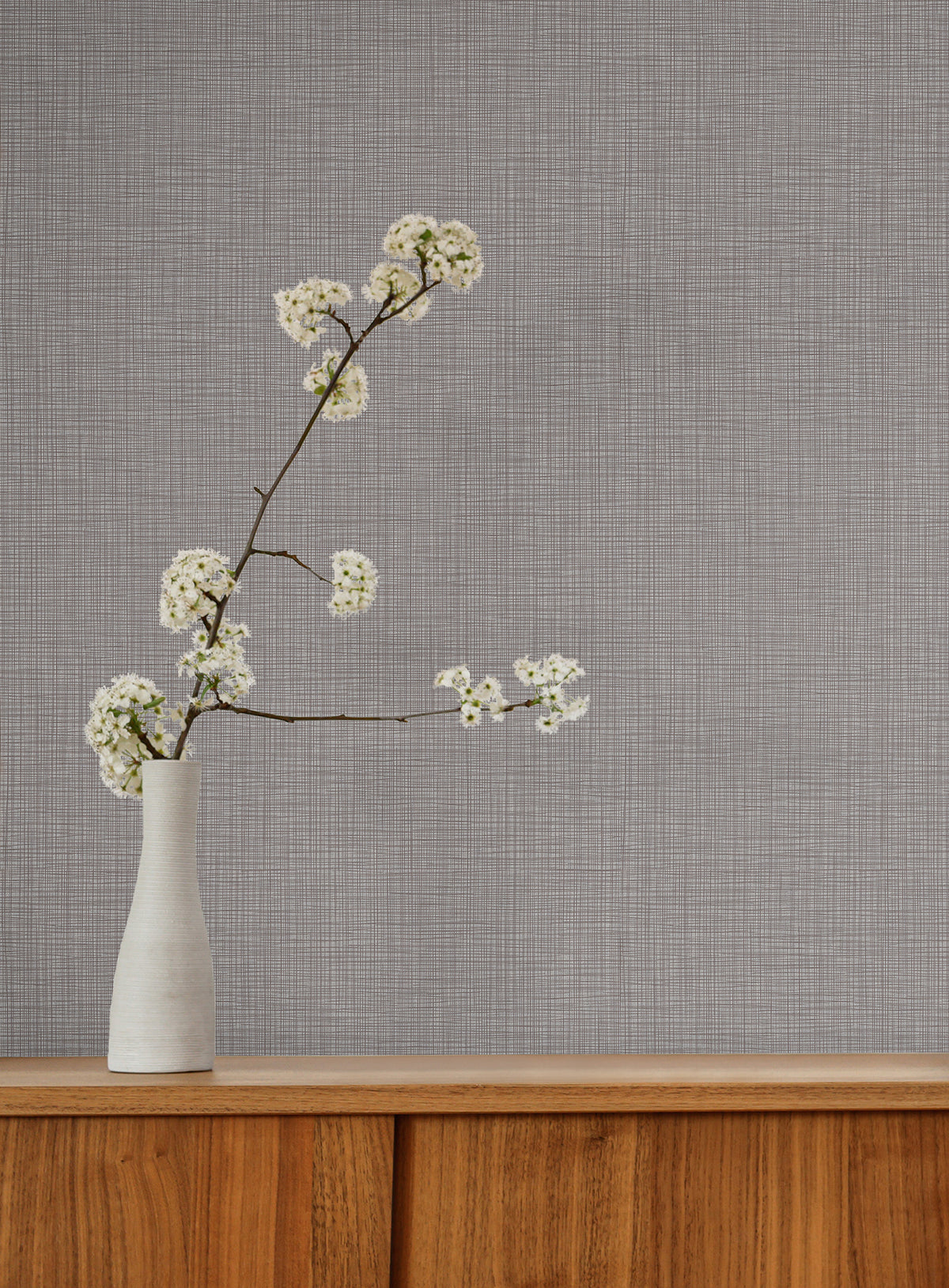 Egyptian Linen Wallpaper - Sterling room setting