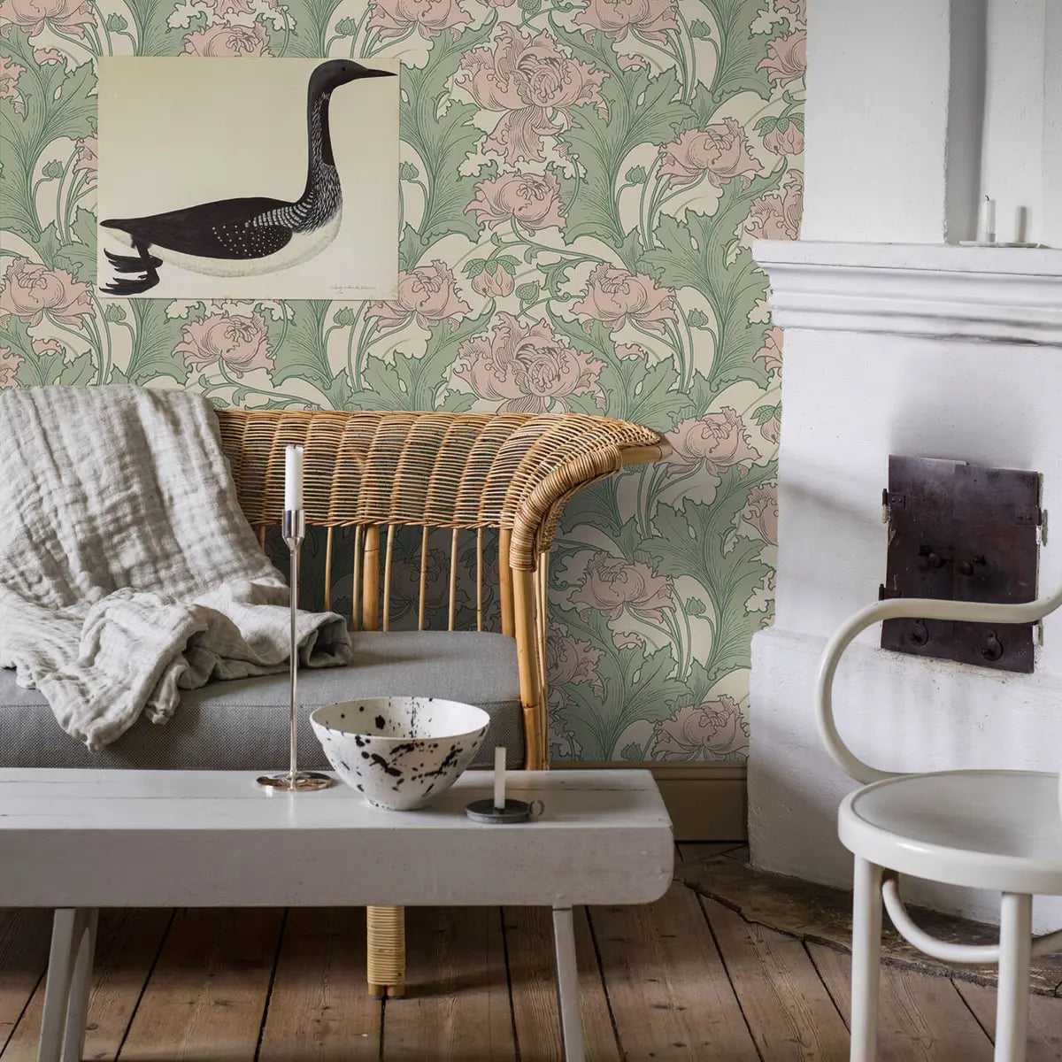 Siri Wallpaper in an interior setting